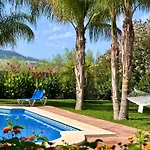 Villa Erythrina