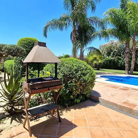 Erythrina Villa *